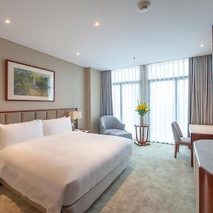 Premier King Room